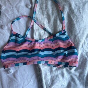 Jolyn Size Small Adrian top patterned